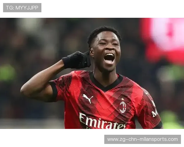 AC米兰青年营：小将练习盯人防守与短传渗透